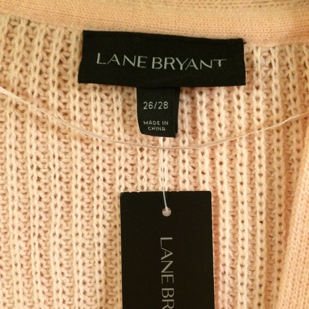 LANE BRYANT RUFFLE SLEEVE 26/28 NWT - Picture 4 of 7